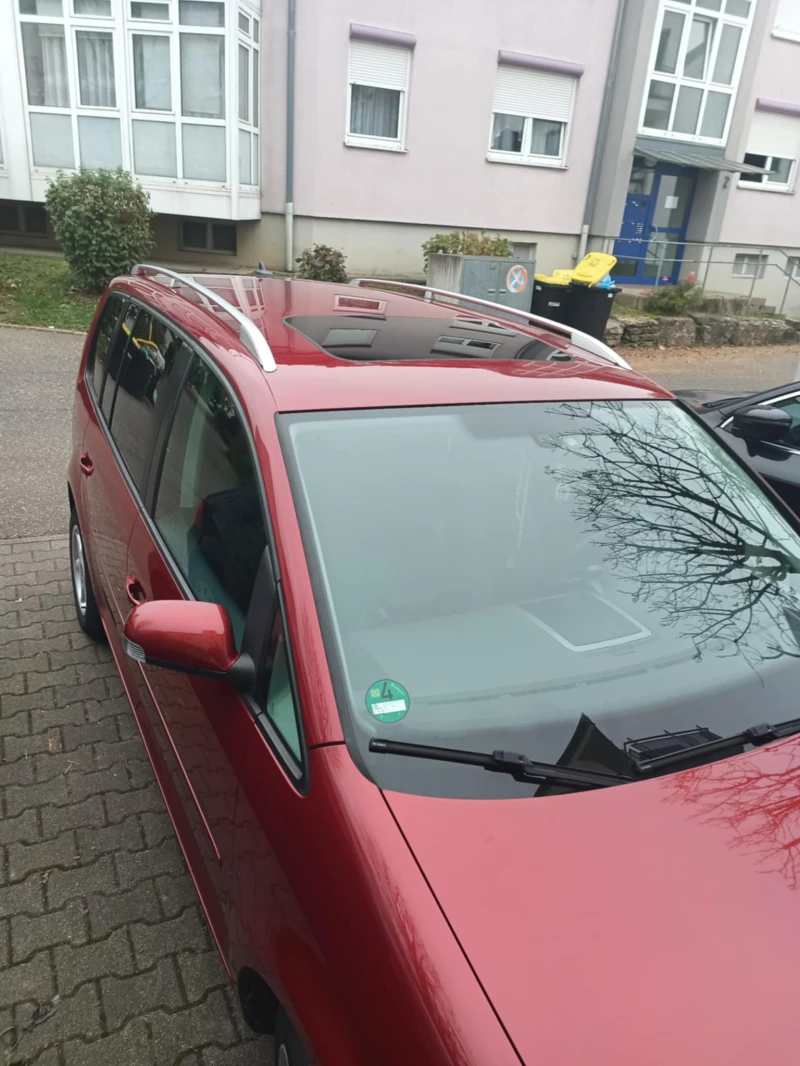 VW Touran, снимка 2 - Автомобили и джипове - 53446262