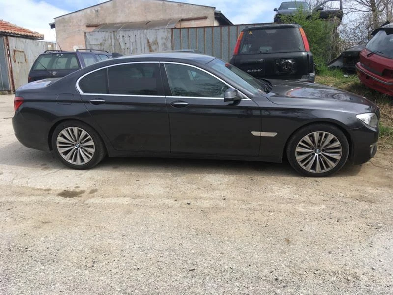 BMW 730, снимка 3 - Автомобили и джипове - 32663743