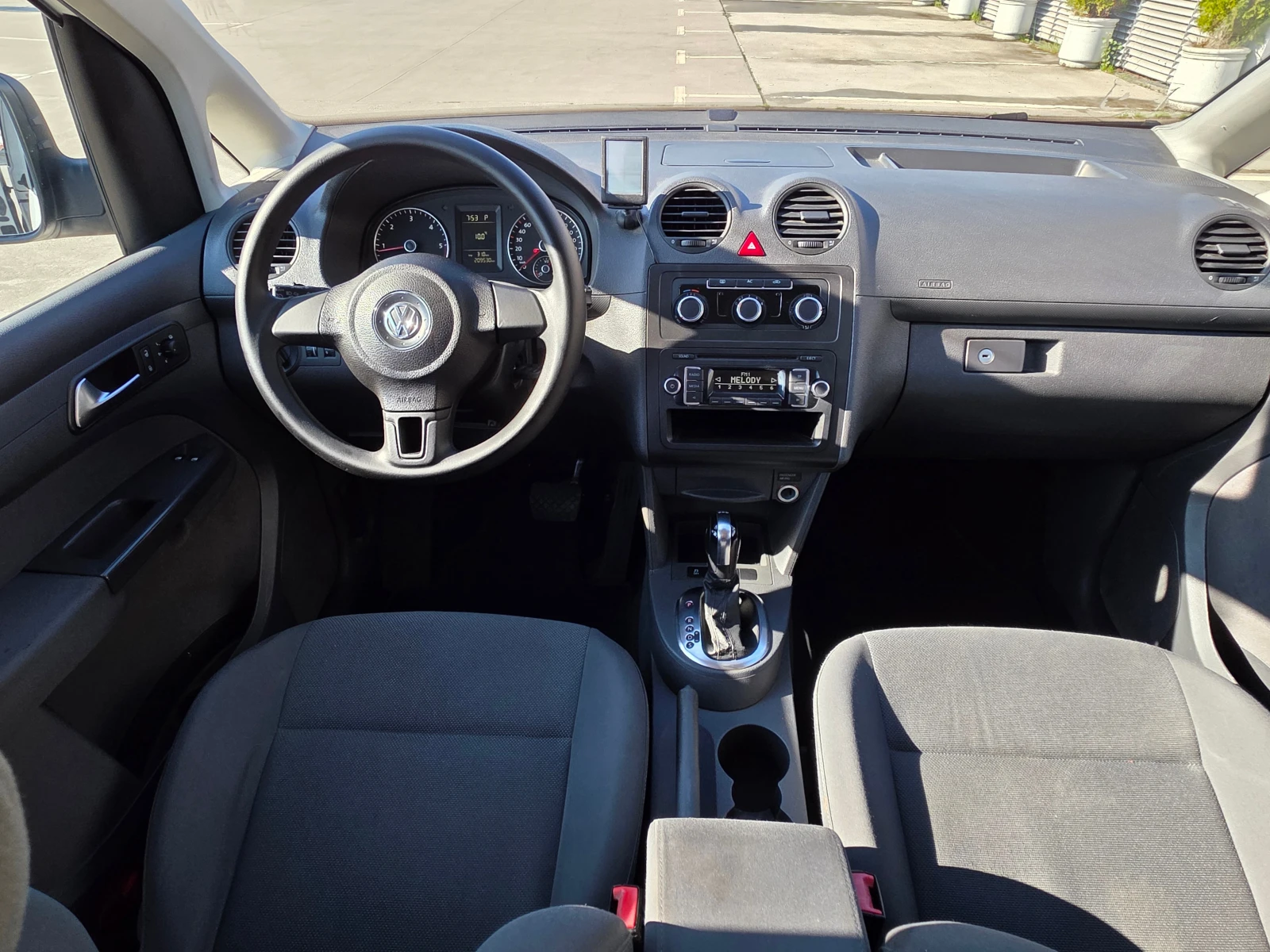 VW Caddy 2.0 TDI - изображение 9