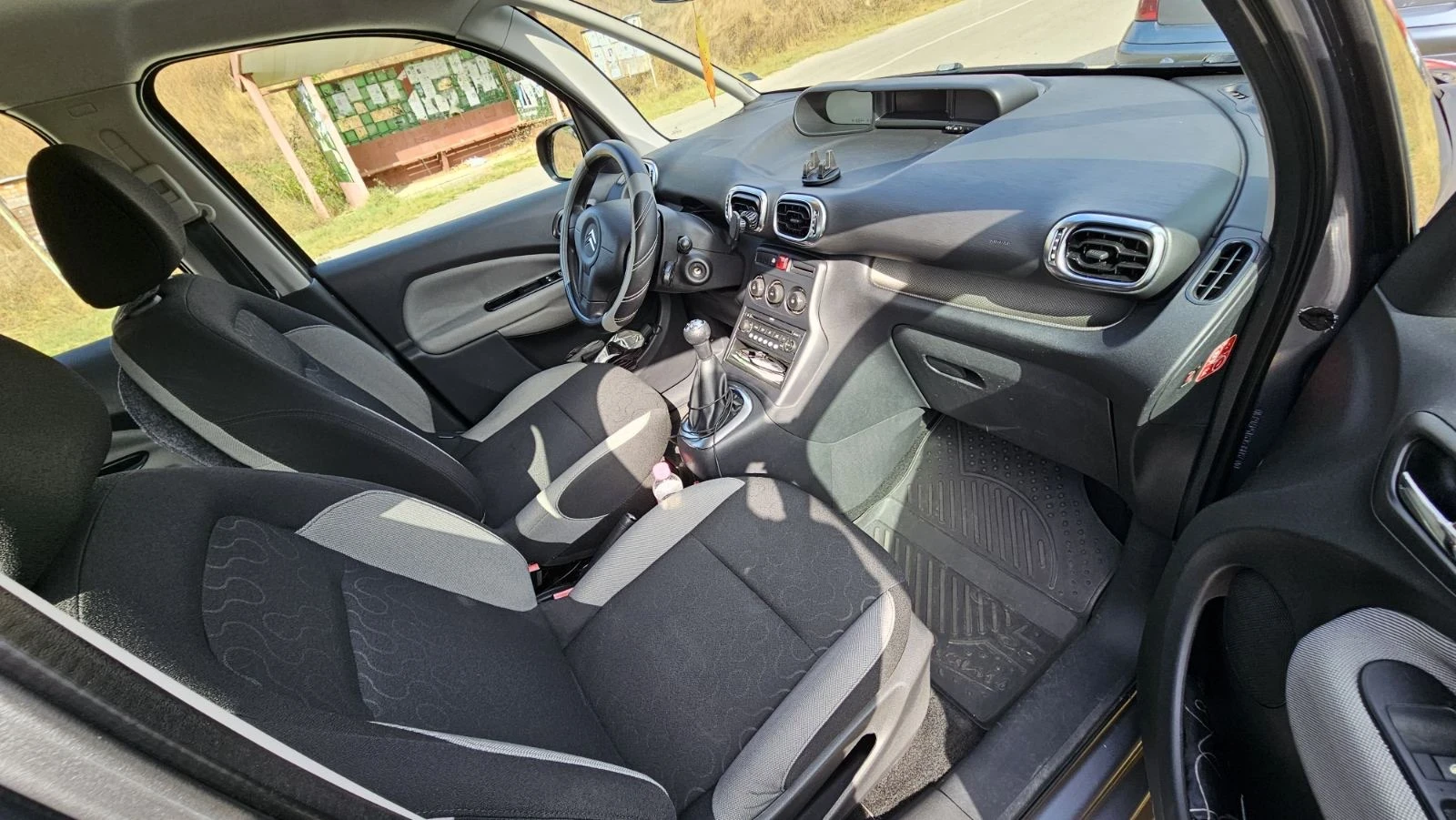 Citroen C3 Picasso 1.4i - изображение 7