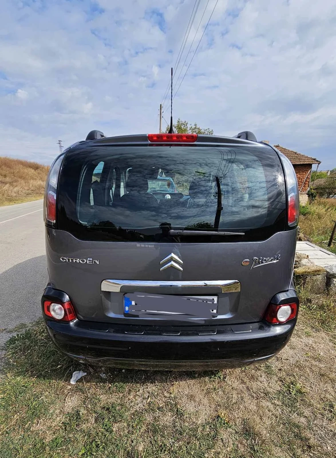 Citroen C3 Picasso 1.4i - изображение 3
