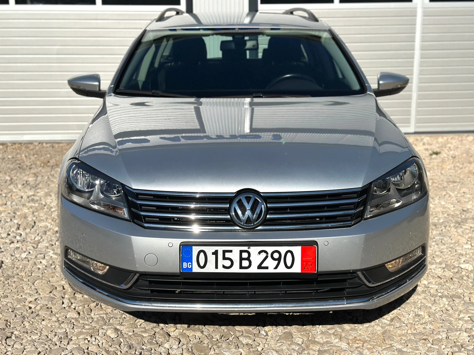 VW Passat 2.0TDI НАВИ ФЕЙСЛИФТ ТОП СЪСТОЯНИЕ - изображение 3