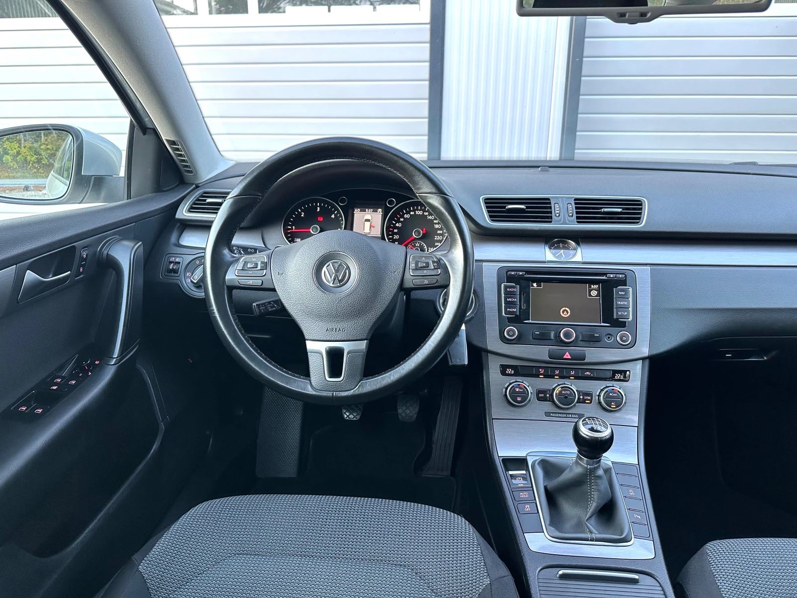 VW Passat 2.0TDI     | Mobile.bg   12