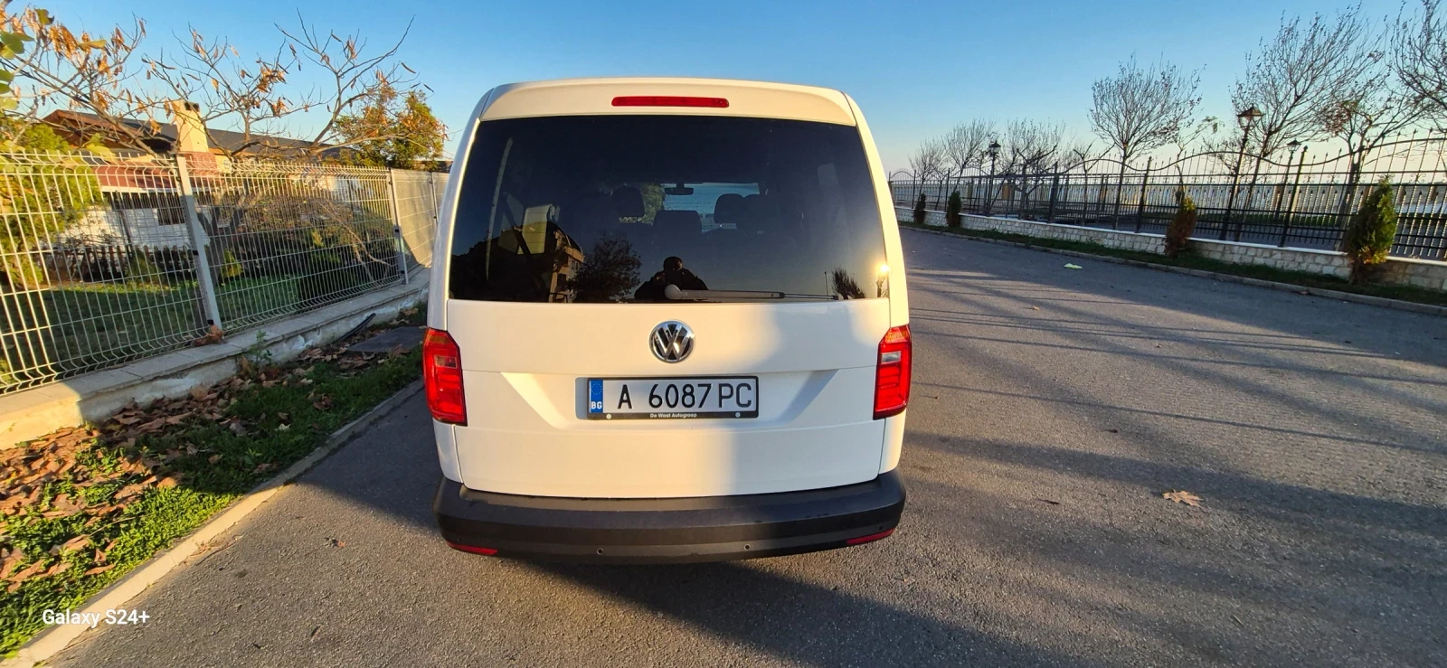 VW Caddy Maxi  | Mobile.bg   9