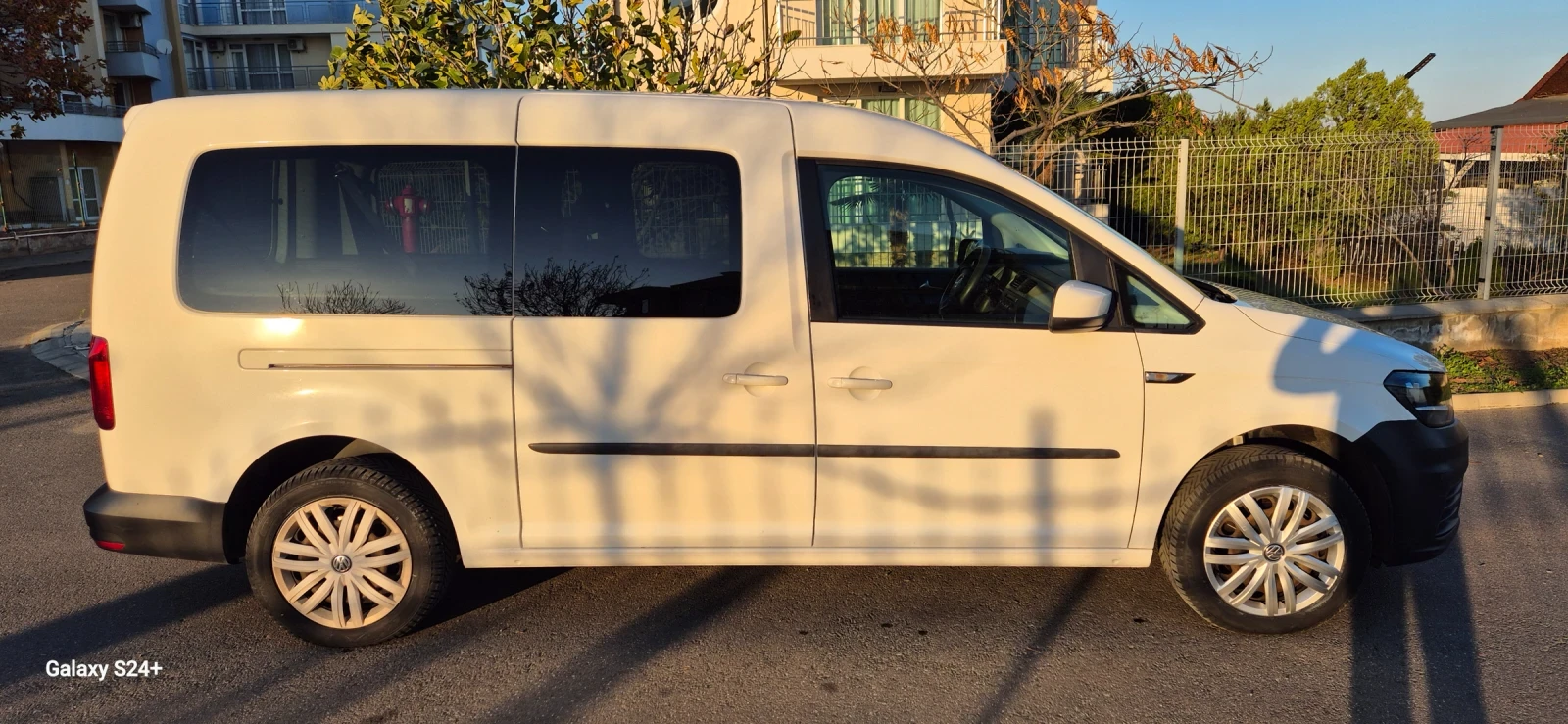 VW Caddy Maxi  | Mobile.bg   10