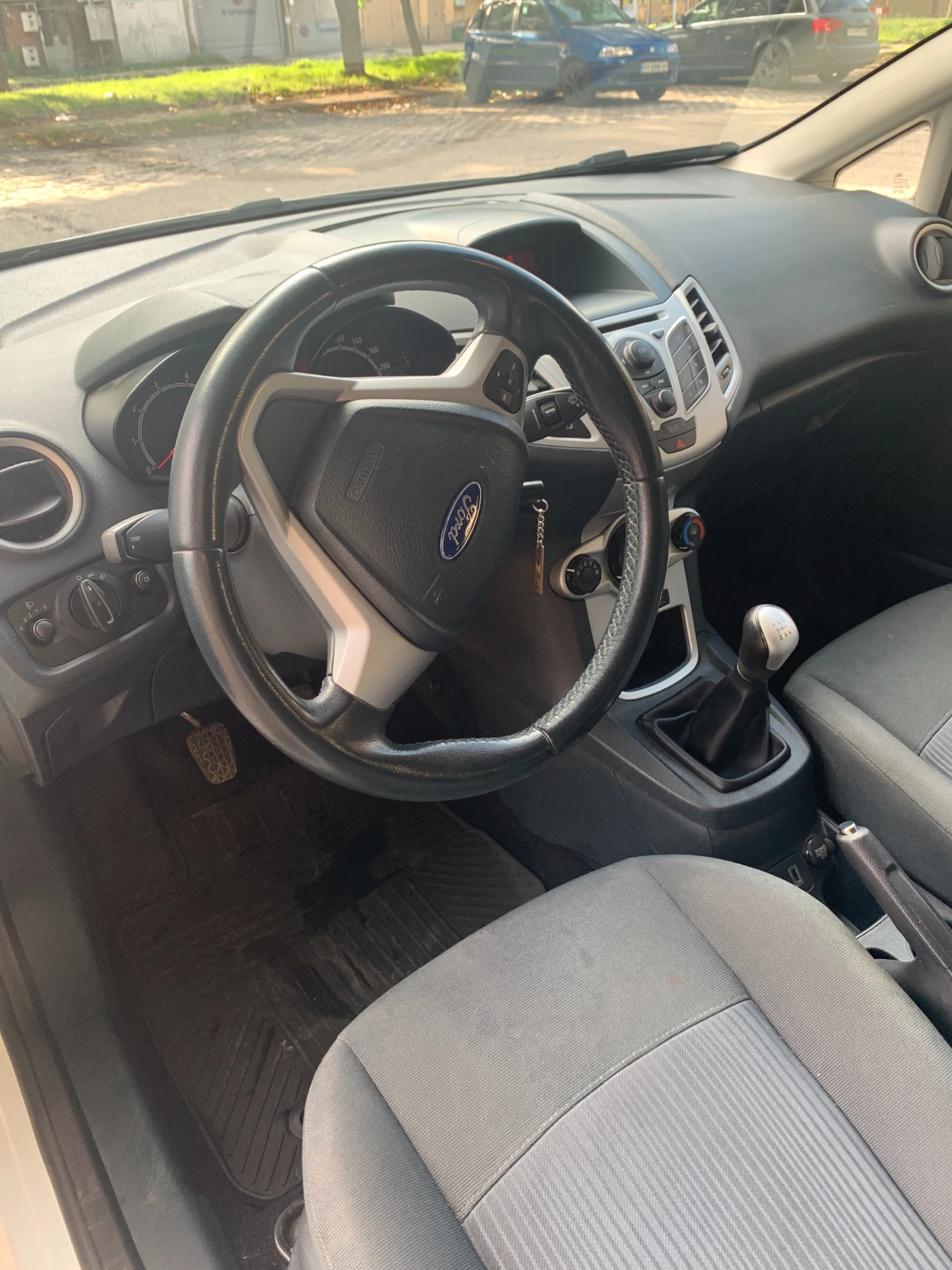 Ford Fiesta 1.25i - изображение 7