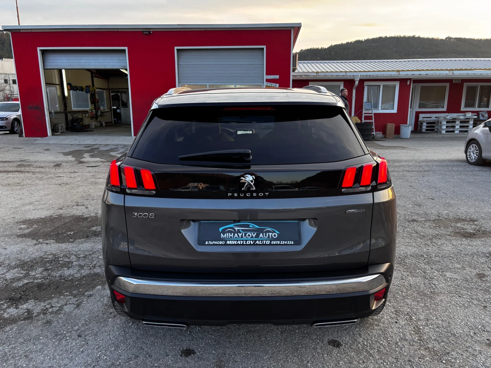 Peugeot 3008 1.5HDI FACE LIFT/АМБИЕНТНО/CARPLAY/ДИГИТАЛНО ТАБЛО - изображение 6