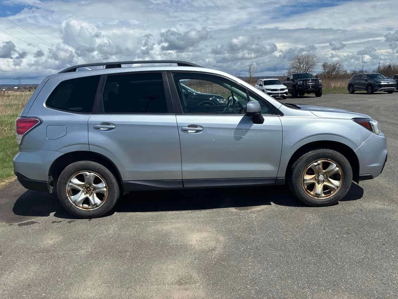 Subaru Forester * 2.5i CVT * ПОДГРЕВ* KEYLESS* , снимка 3 - Автомобили и джипове - 54486613
