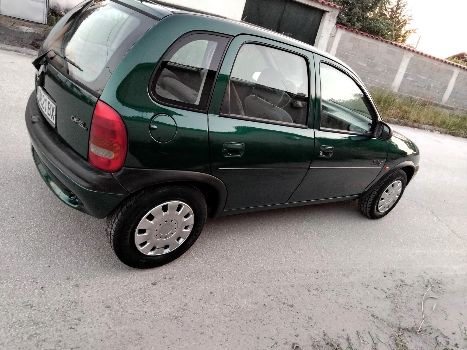 Opel Corsa 1.4.МОНО.75к+ КЛИМА + ГАЗ///, снимка 5 - Автомобили и джипове - 54697310