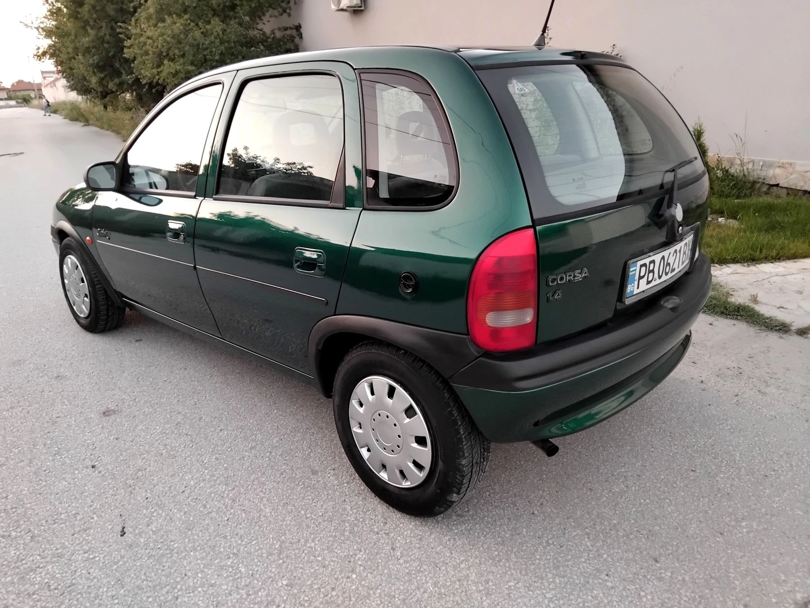 Opel Corsa 1.4.МОНО.75к+ КЛИМА + ГАЗ///