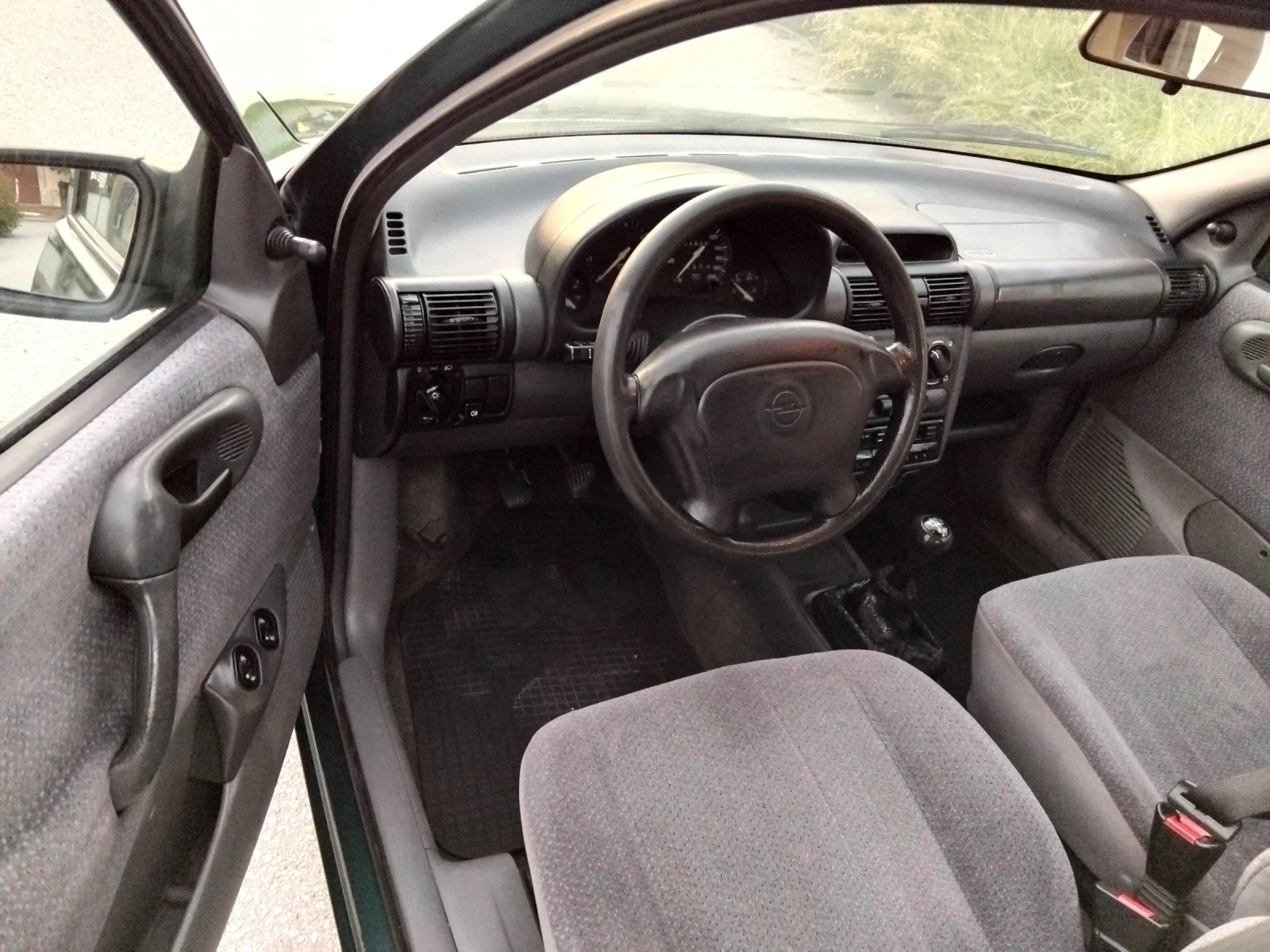 Opel Corsa 1.4.МОНО.75к+ КЛИМА + ГАЗ///, снимка 13 - Автомобили и джипове - 54697310