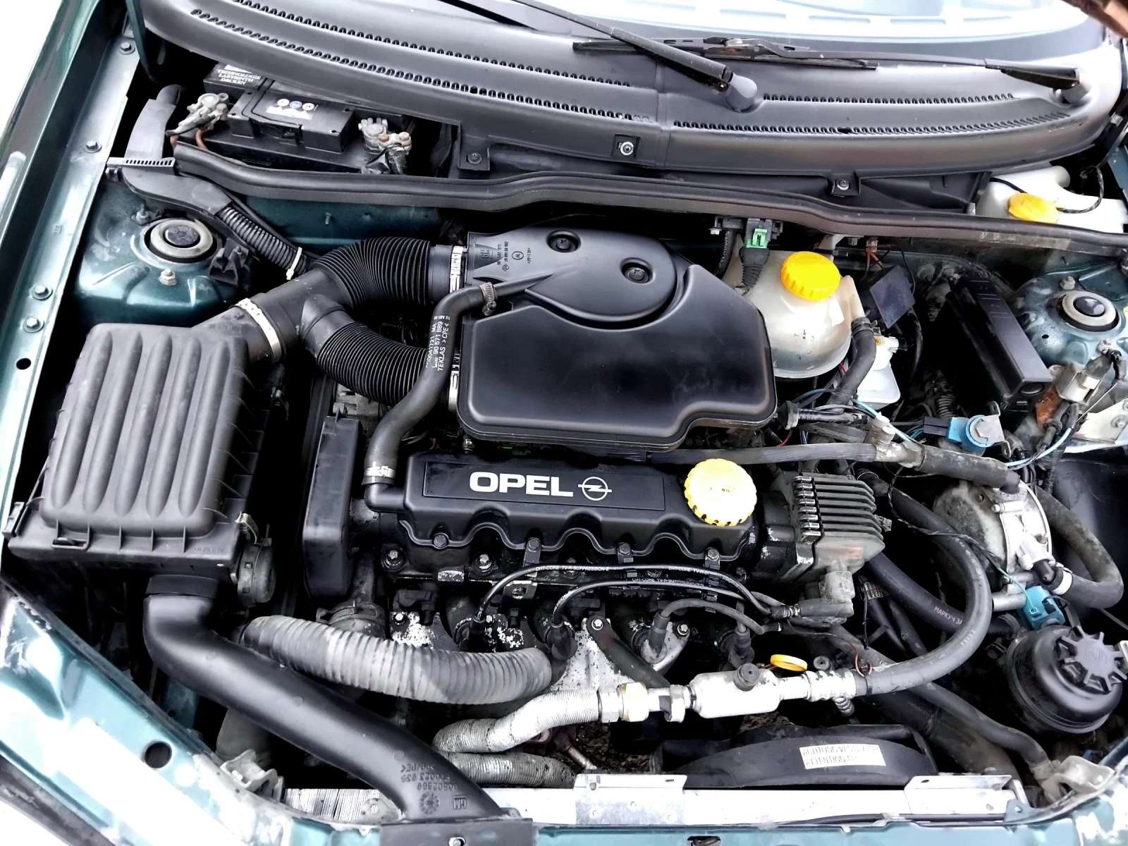 Opel Corsa 1.4.МОНО.75к+ КЛИМА + ГАЗ///, снимка 12 - Автомобили и джипове - 54697310