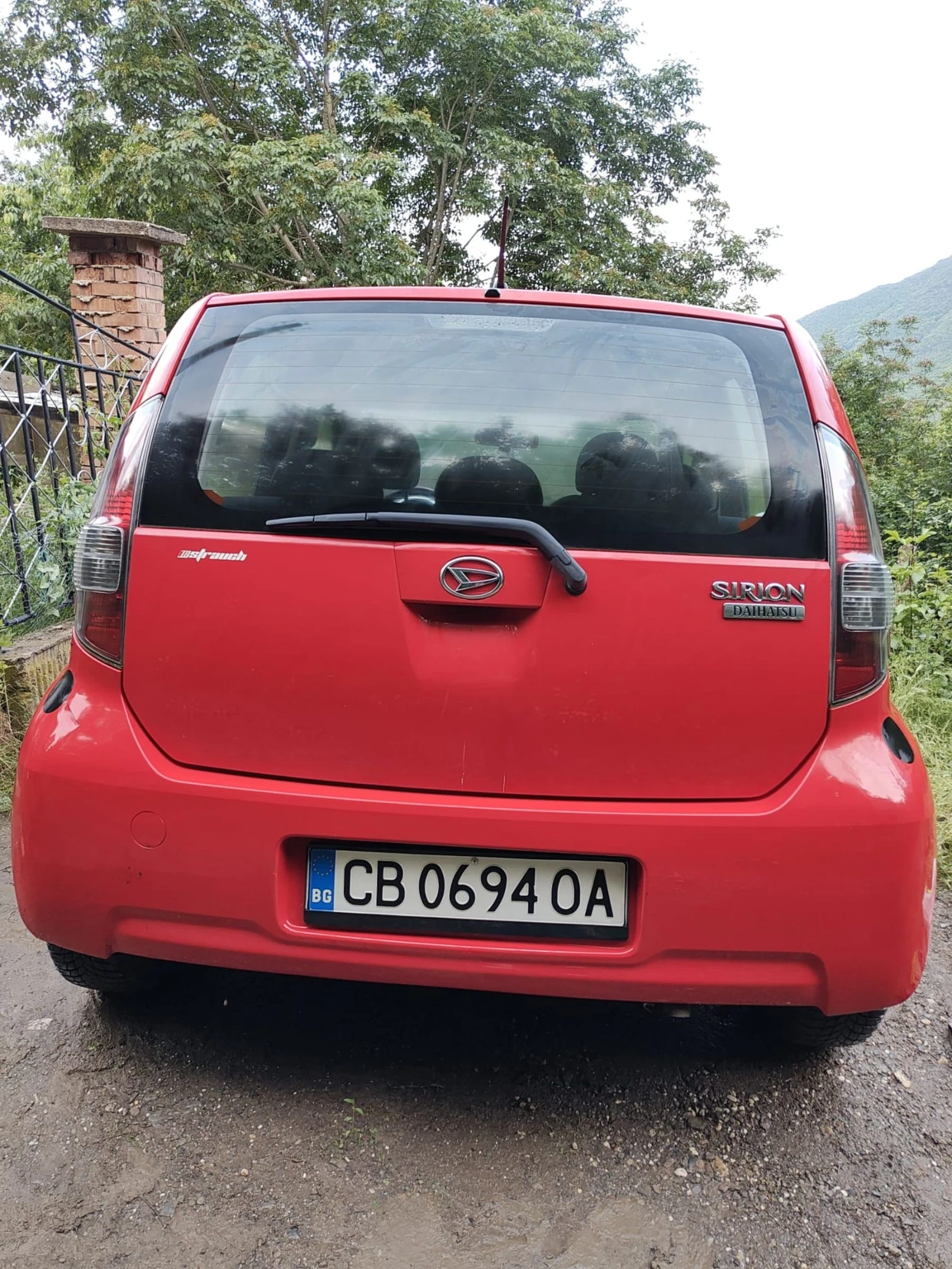 Daihatsu Sirion 2009, снимка 2 - Автомобили и джипове - 54794979