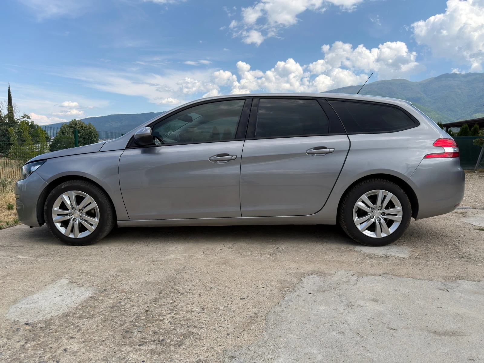 Peugeot 308 SW, снимка 3 - Автомобили и джипове - 54826734