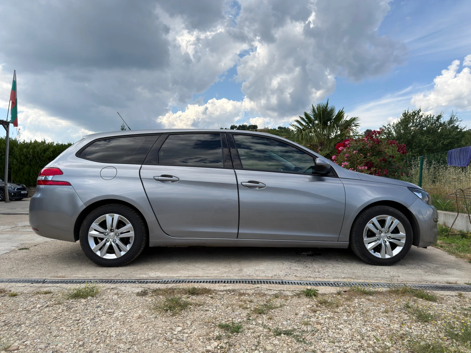 Peugeot 308 SW, снимка 6 - Автомобили и джипове - 54826734