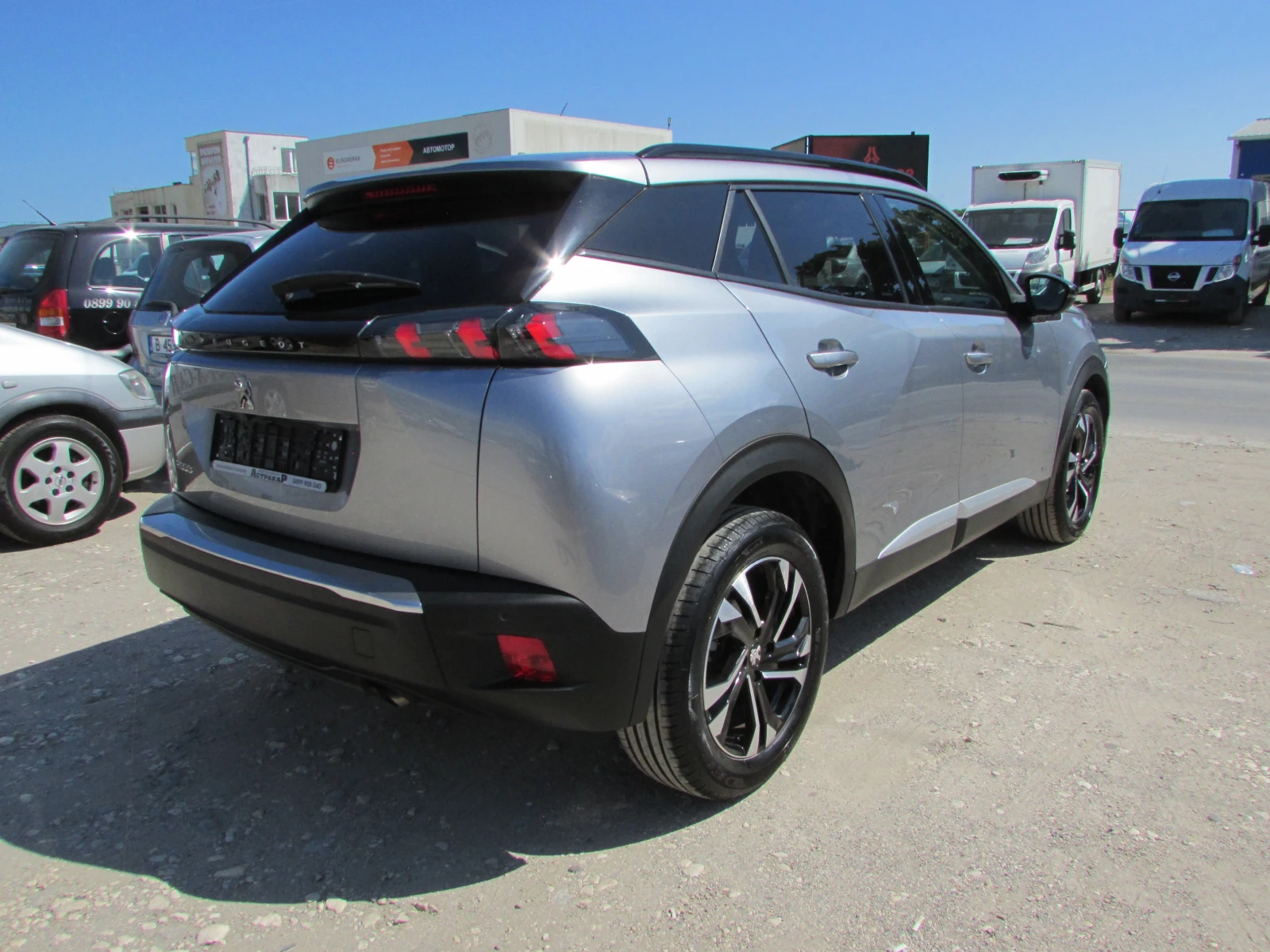 Peugeot 2008 1.2 PureTech EU6D, снимка 5 - Автомобили и джипове - 55071968