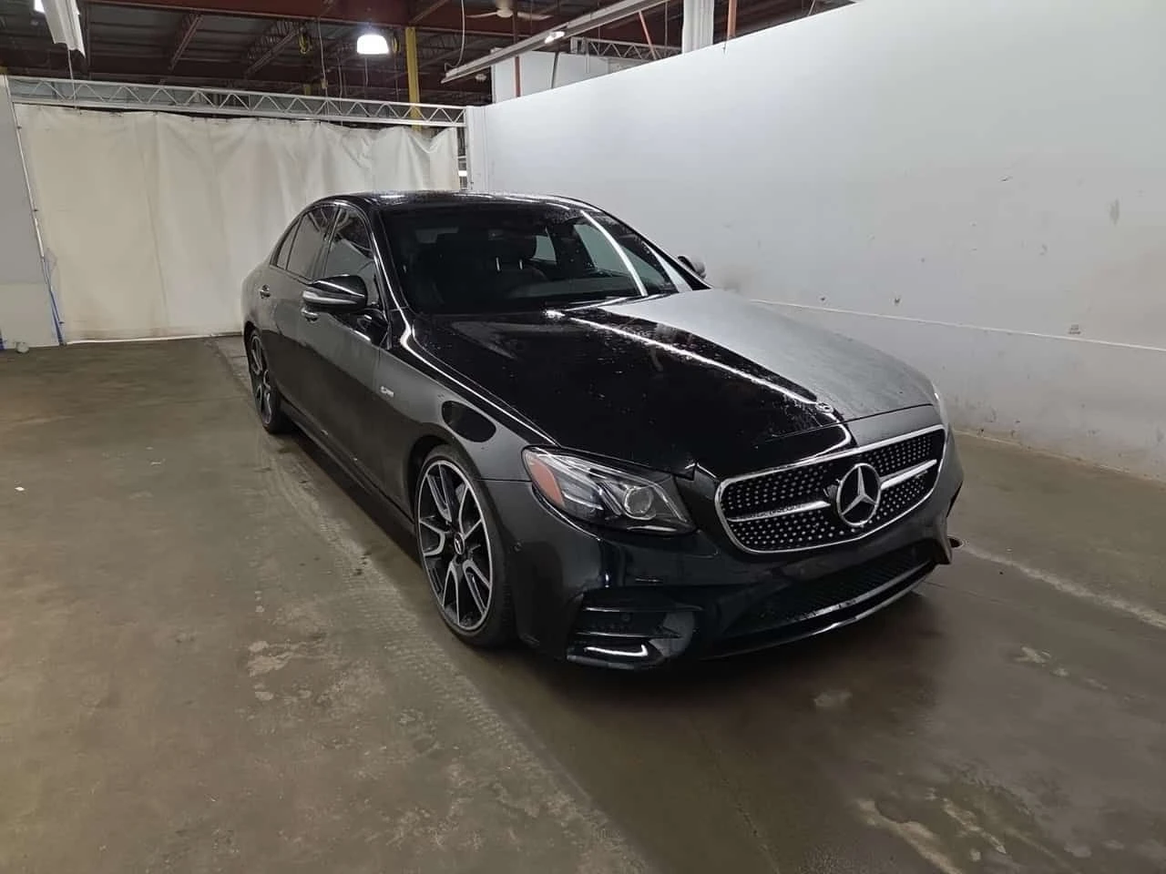 Mercedes-Benz E 43 AMG /360/BURMESTER/ЦЕНА ДО БЪЛГАРИЯ/АМБИЕНТ/ 2 КЛЮЧА , снимка 2 - Автомобили и джипове - 55206725