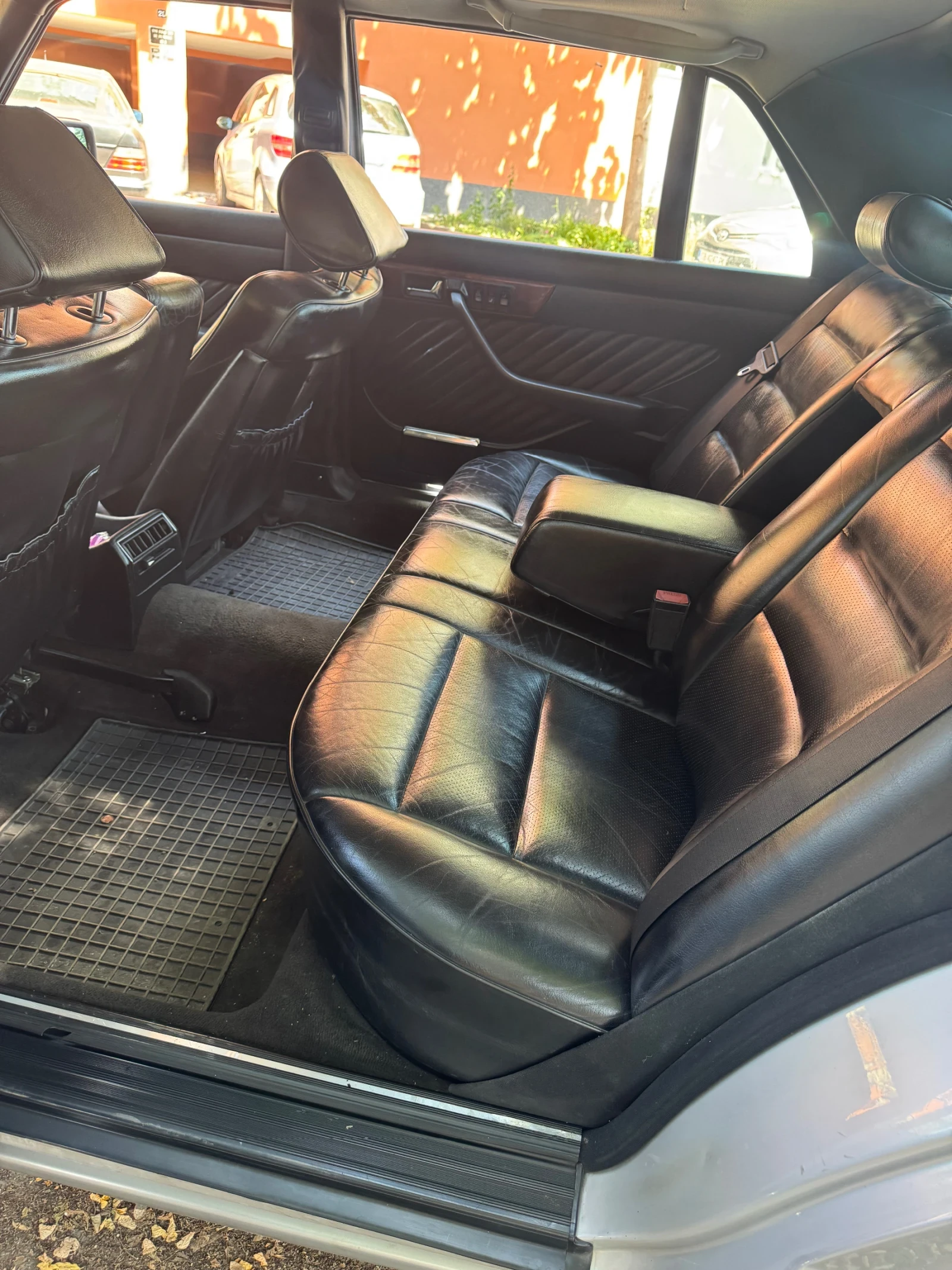 Mercedes-Benz 126 300 SEL, снимка 16 - Автомобили и джипове - 55219391