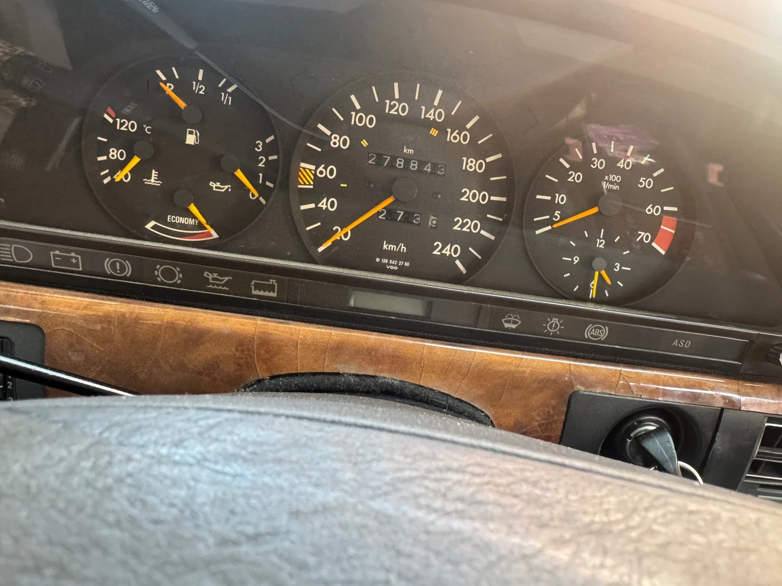 Mercedes-Benz 126 300 SEL, снимка 12 - Автомобили и джипове - 55219391