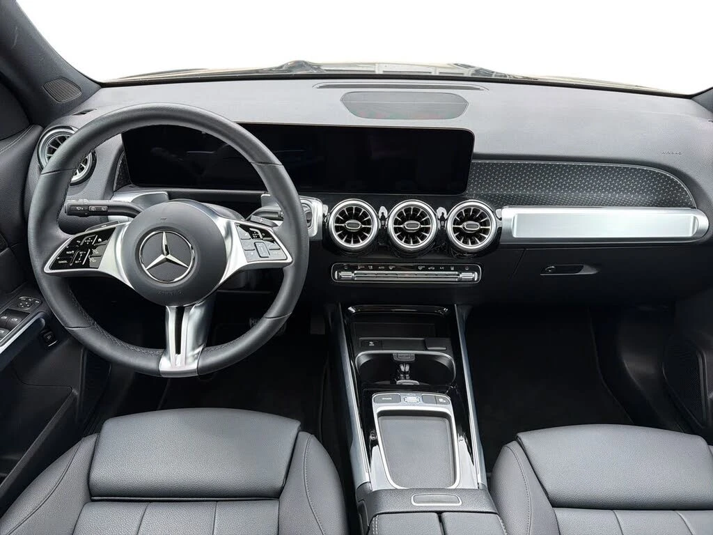 Mercedes-Benz EQB 300* 4MATIC* ПАНОРАМА* ПОДГРЕВ* КАМЕРА* LANE ASSIS, снимка 8 - Автомобили и джипове - 55301462