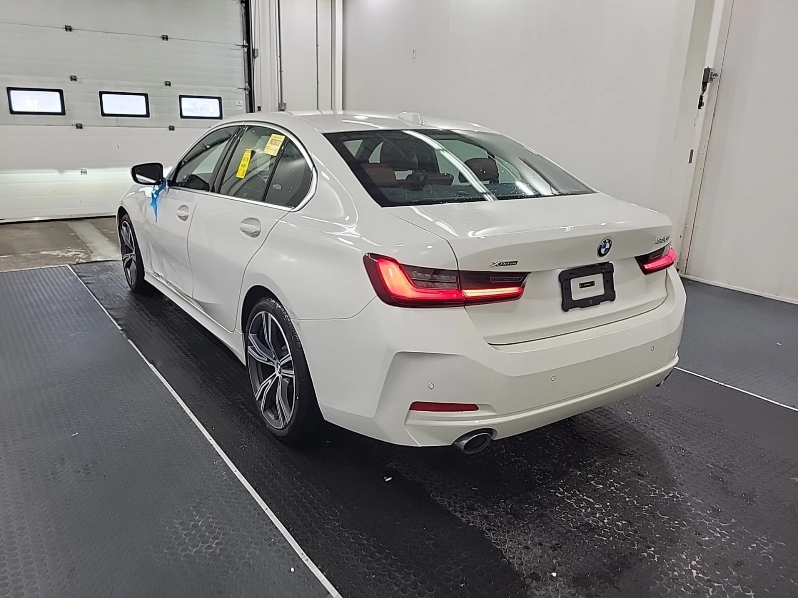BMW 330 XDRIVE * M SPORT * FACELIFT * CARFAX * , снимка 4 - Автомобили и джипове - 56068706