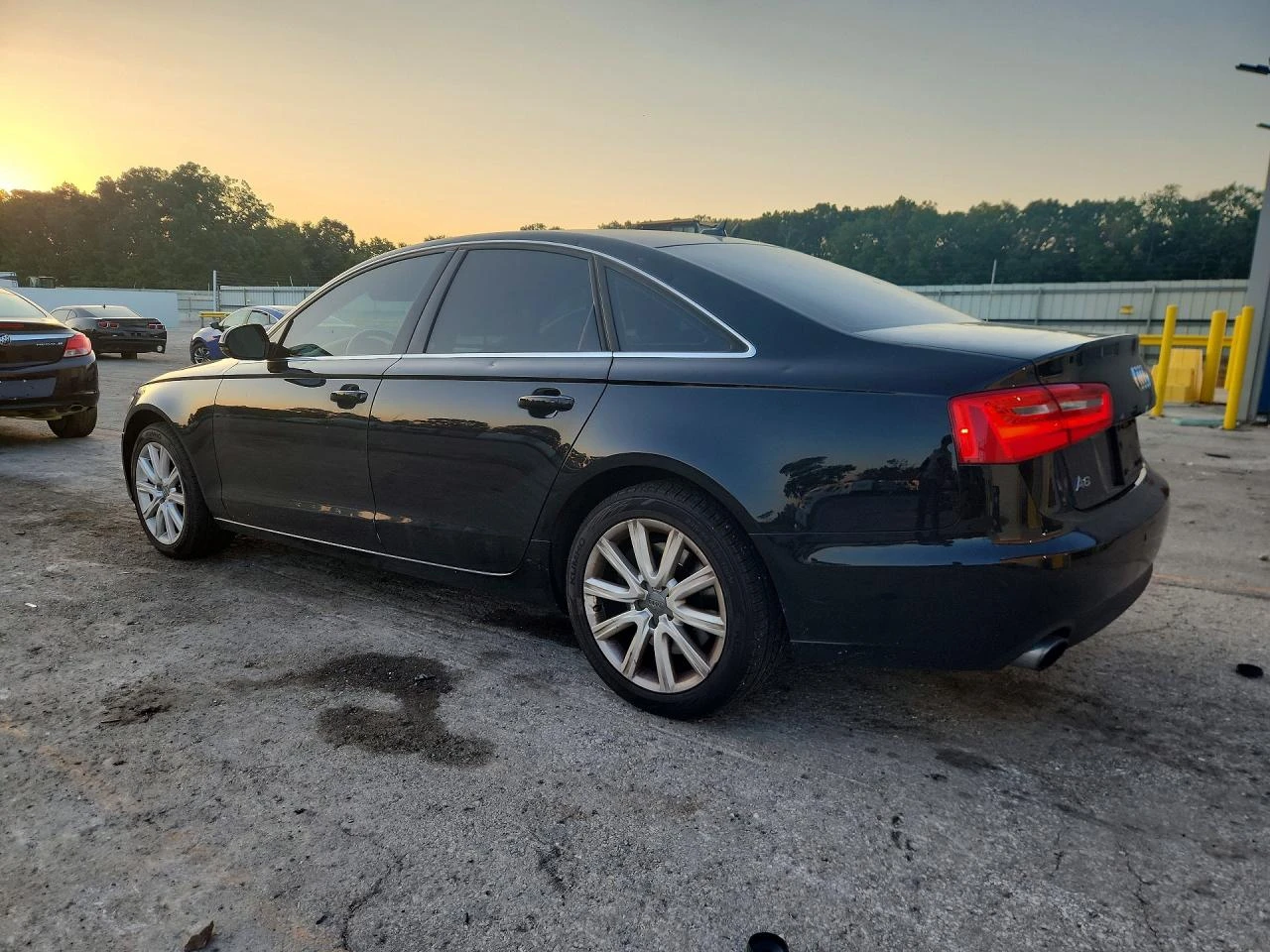 Audi A6 2.0l Premium Plus, снимка 2 - Автомобили и джипове - 56133744