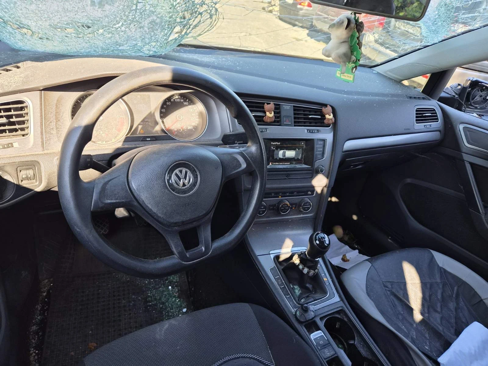 VW Golf 2.0tdi, снимка 4 - Автомобили и джипове - 56227735