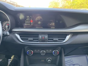 Alfa Romeo Stelvio 2.2JTDM 210к.с Q4 Топ състояние , снимка 16