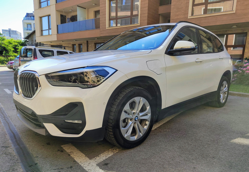 BMW X1 Plug-in hibrid 220ps, снимка 3 - Автомобили и джипове - 46273783