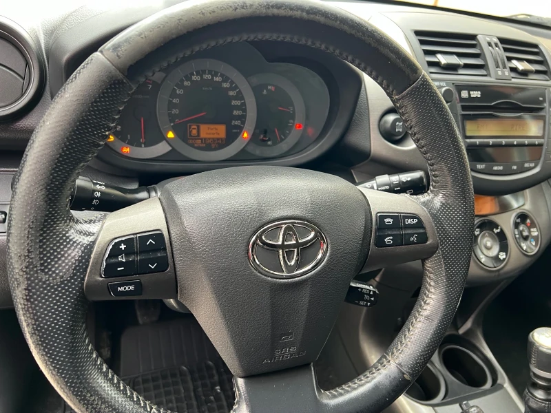 Toyota Rav4 D-4D Facelift, снимка 6 - Автомобили и джипове - 48339218