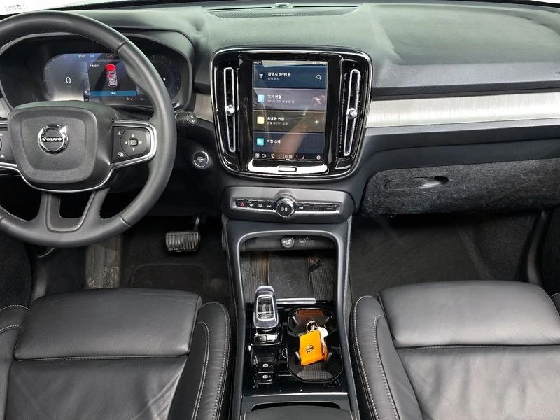 Volvo XC40 2.0 Automatic, снимка 7 - Автомобили и джипове - 55813094