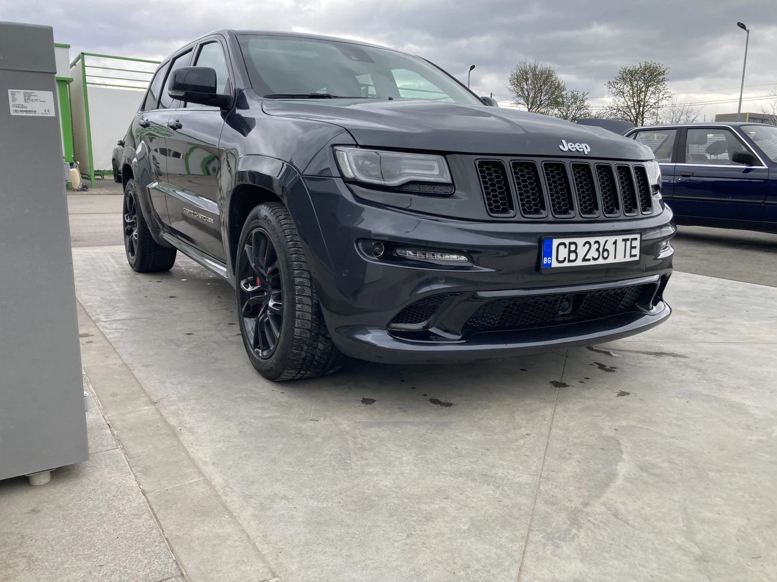 Jeep Grand cherokee 6.4 SRT - изображение 6