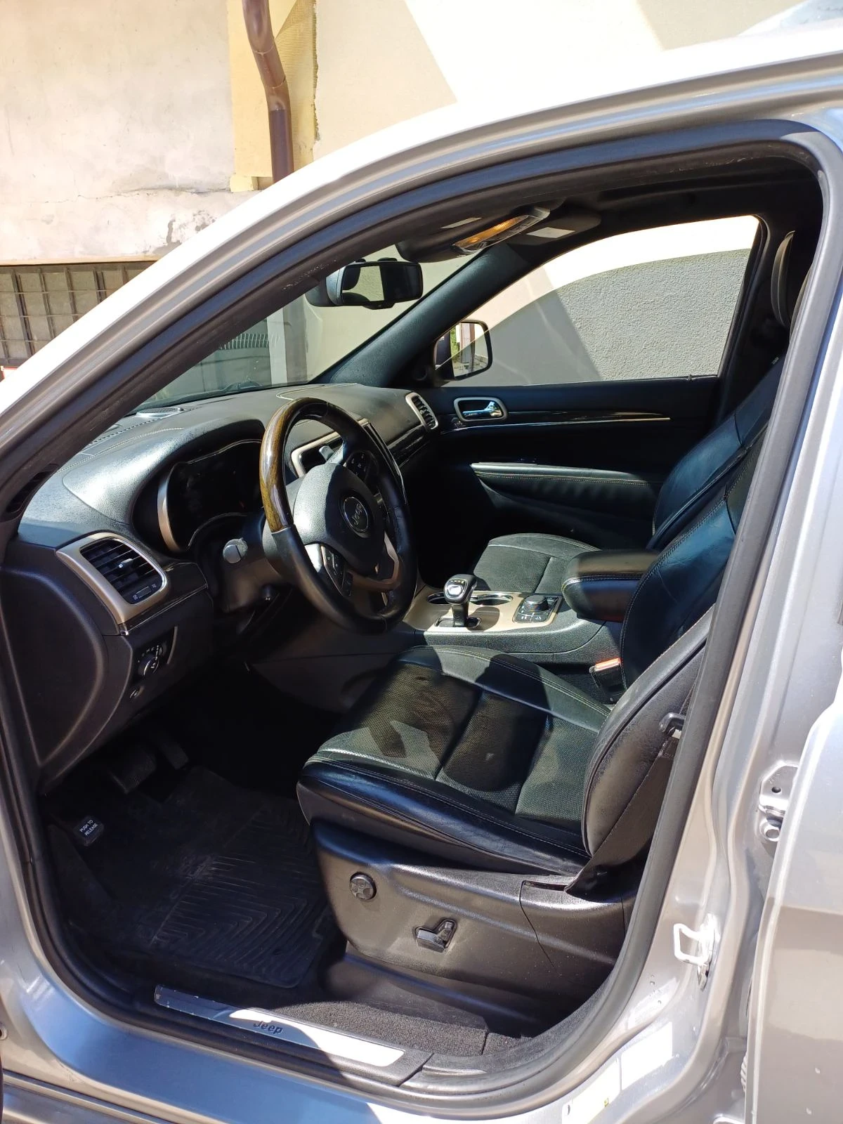Jeep Grand cherokee 5.7 Overlend  - изображение 7