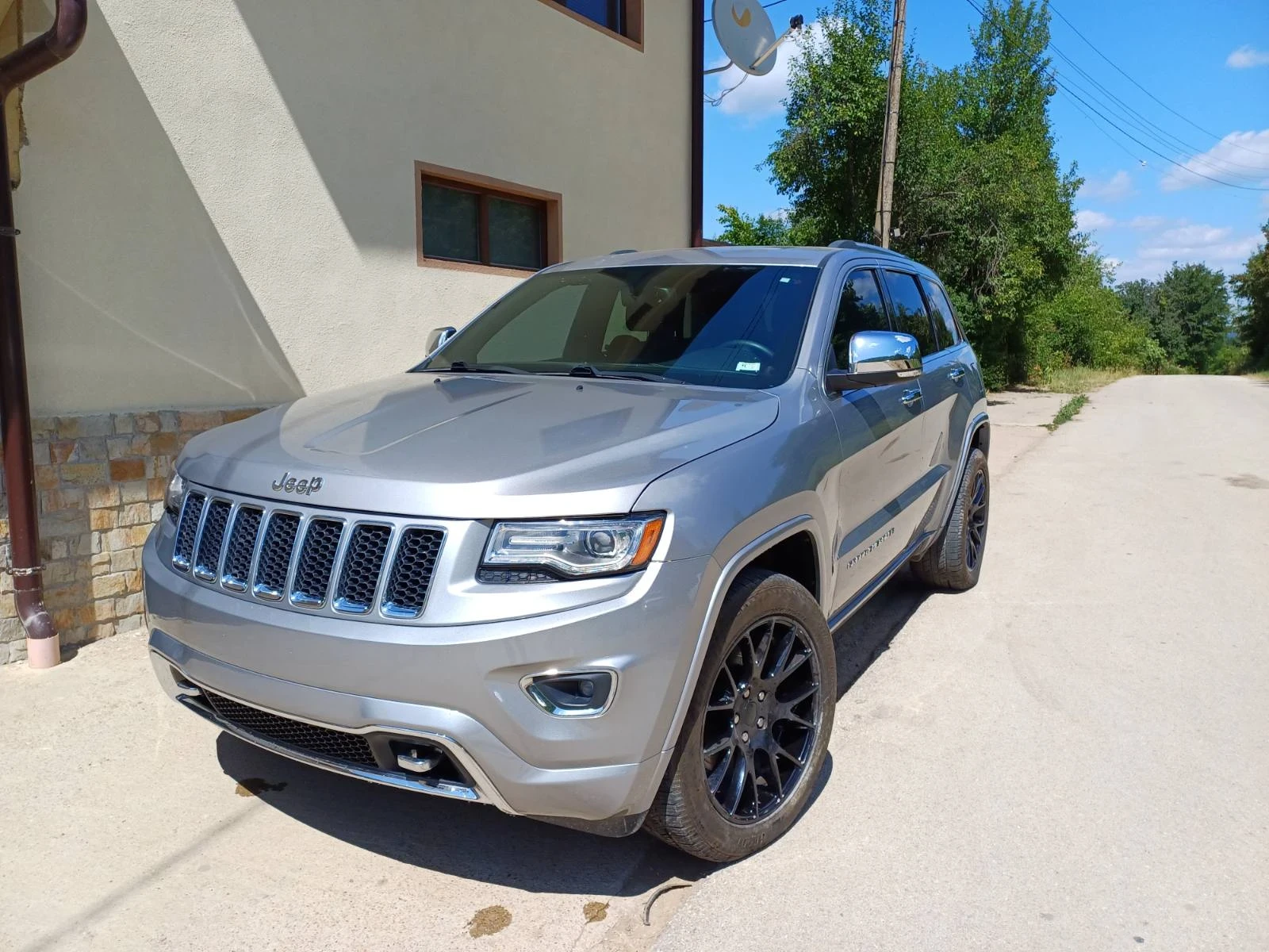 Jeep Grand cherokee 5.7 Overlend  - изображение 2