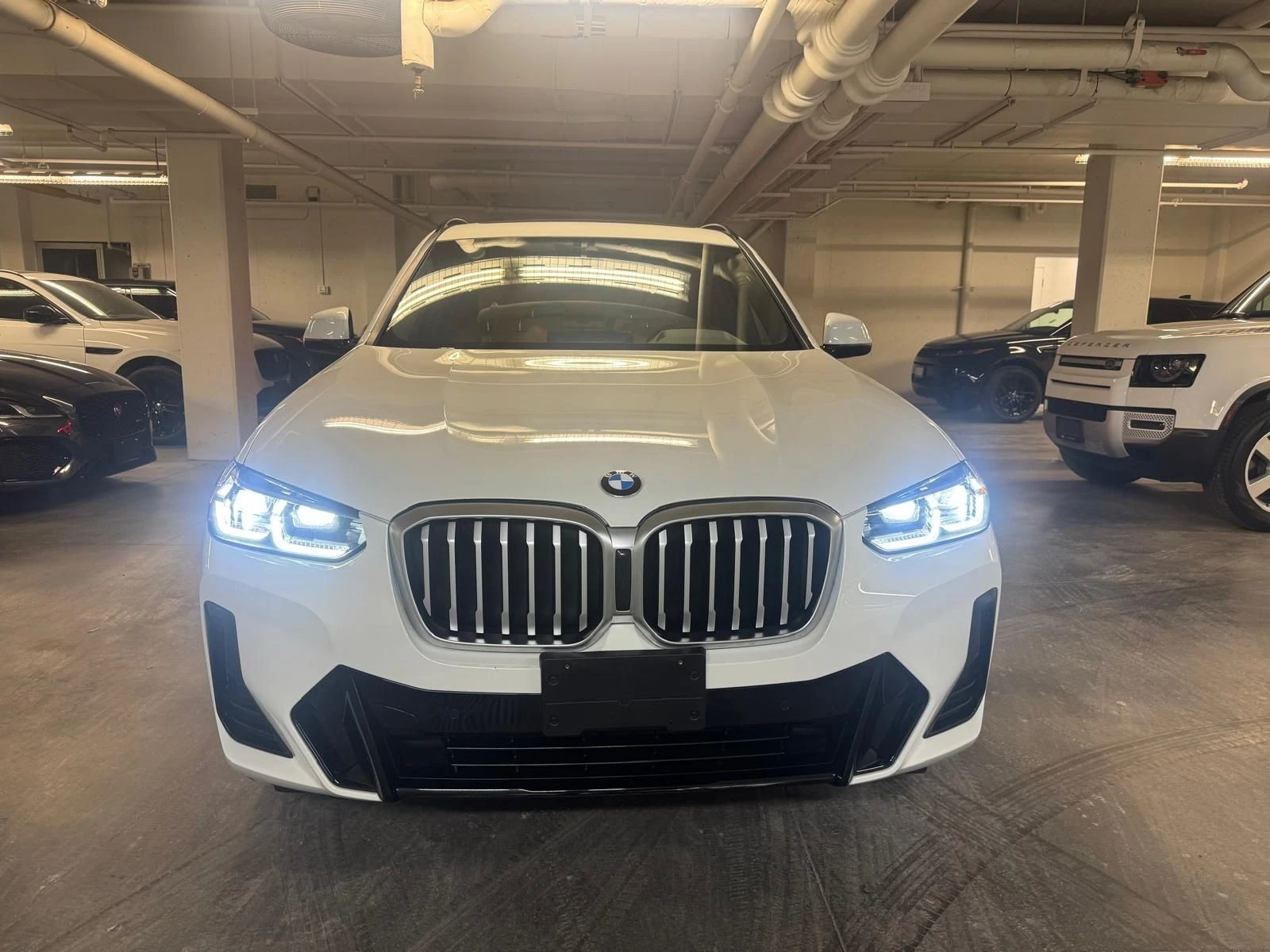 BMW X3 xDrive30i CARFAX    | Mobile.bg   2