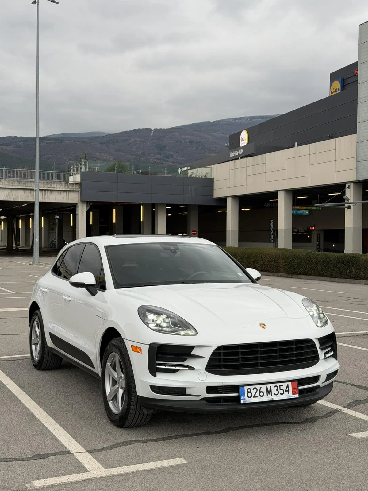 Porsche Macan