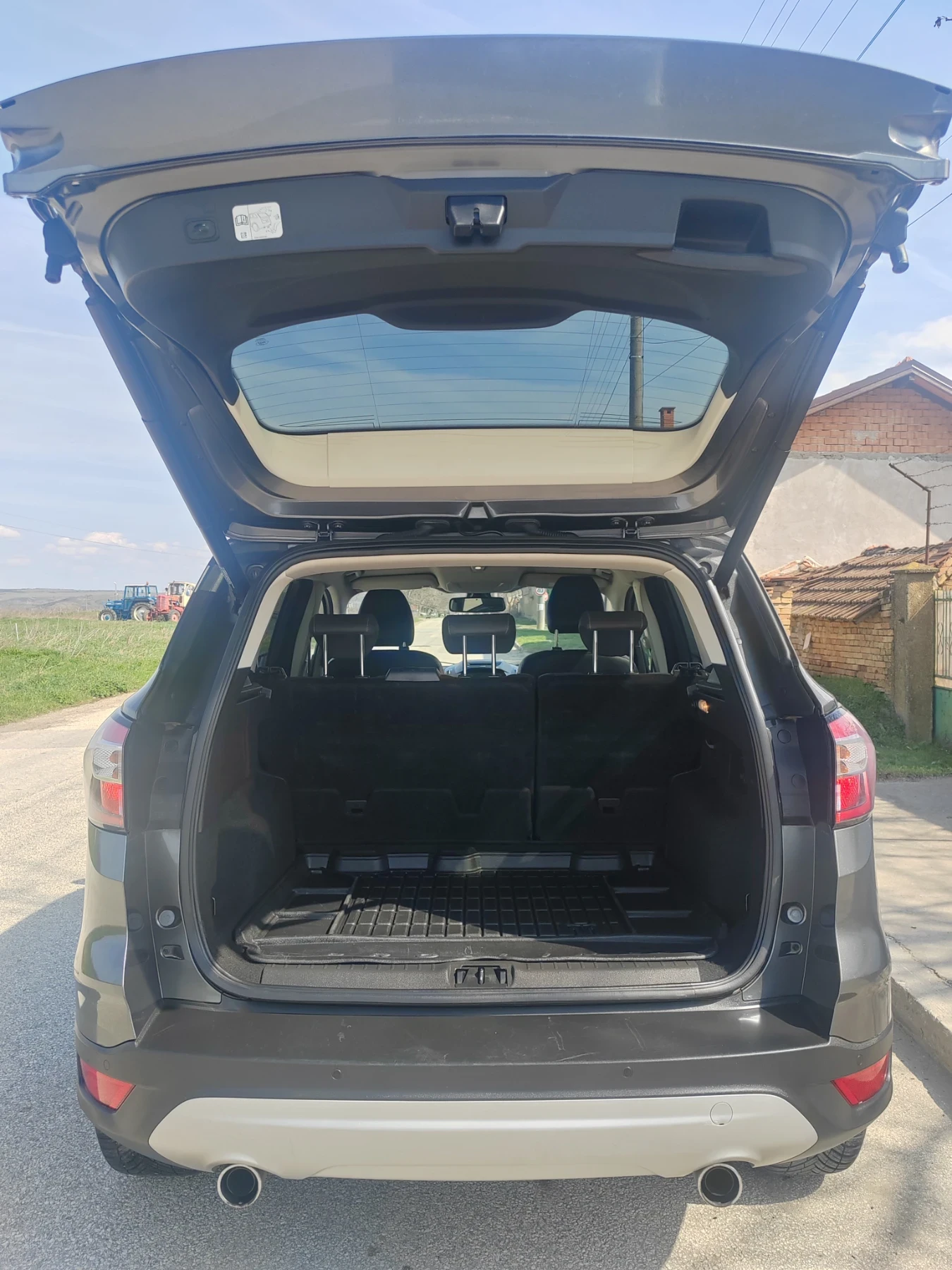 Ford Kuga, снимка 10 - Автомобили и джипове - 53989612