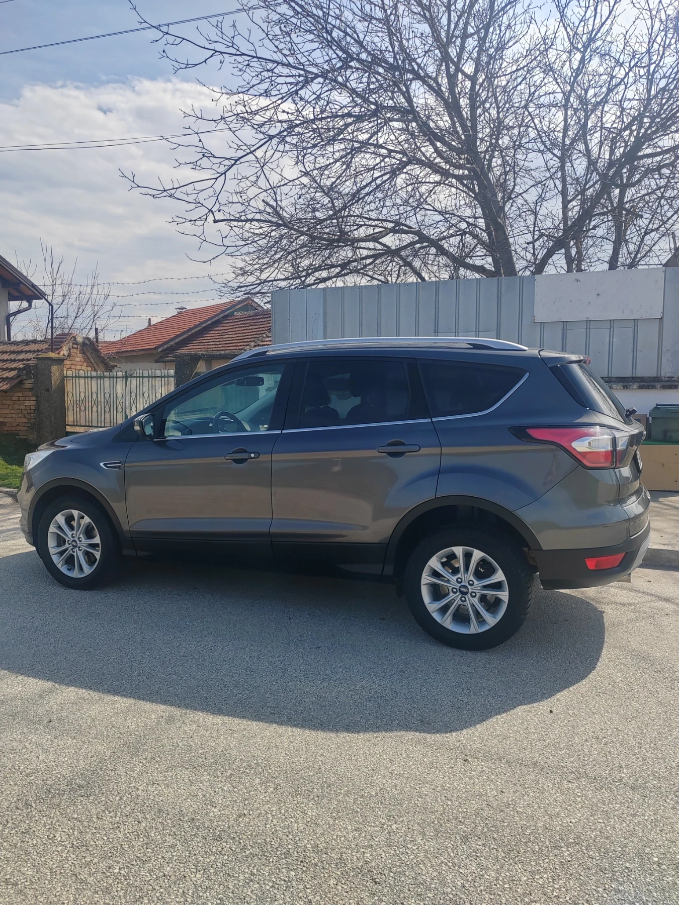Ford Kuga, снимка 3 - Автомобили и джипове - 53989612