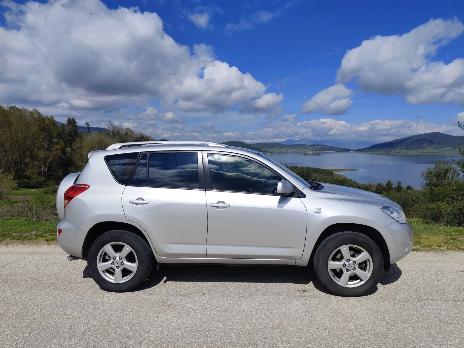 Toyota Rav4 D4D, снимка 3 - Автомобили и джипове - 54490534