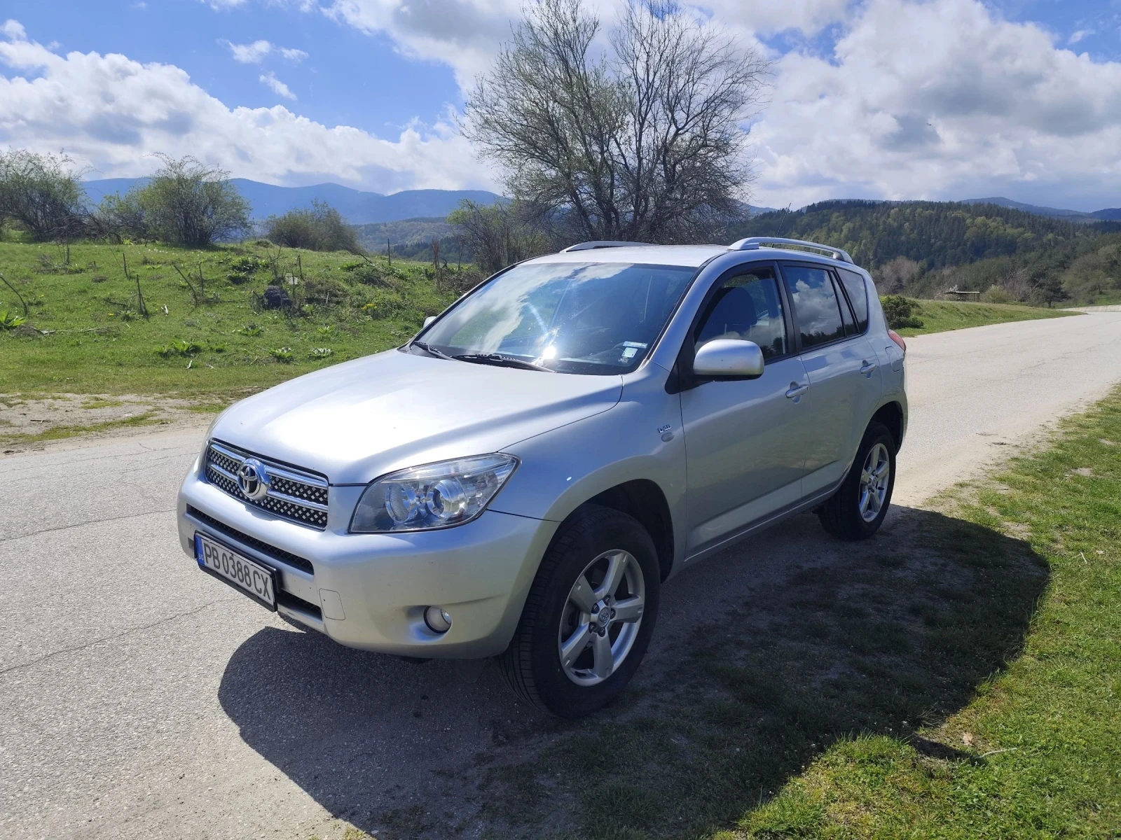 Toyota Rav4 D4D, снимка 8 - Автомобили и джипове - 54490534