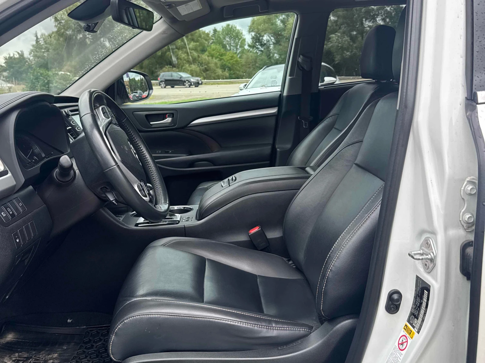 Toyota Highlander * XLE * АВТОКРЕДИТ БЕЗ ПЪРВОНАЧАЛНА ВНОСКА* , снимка 5 - Автомобили и джипове - 55803610