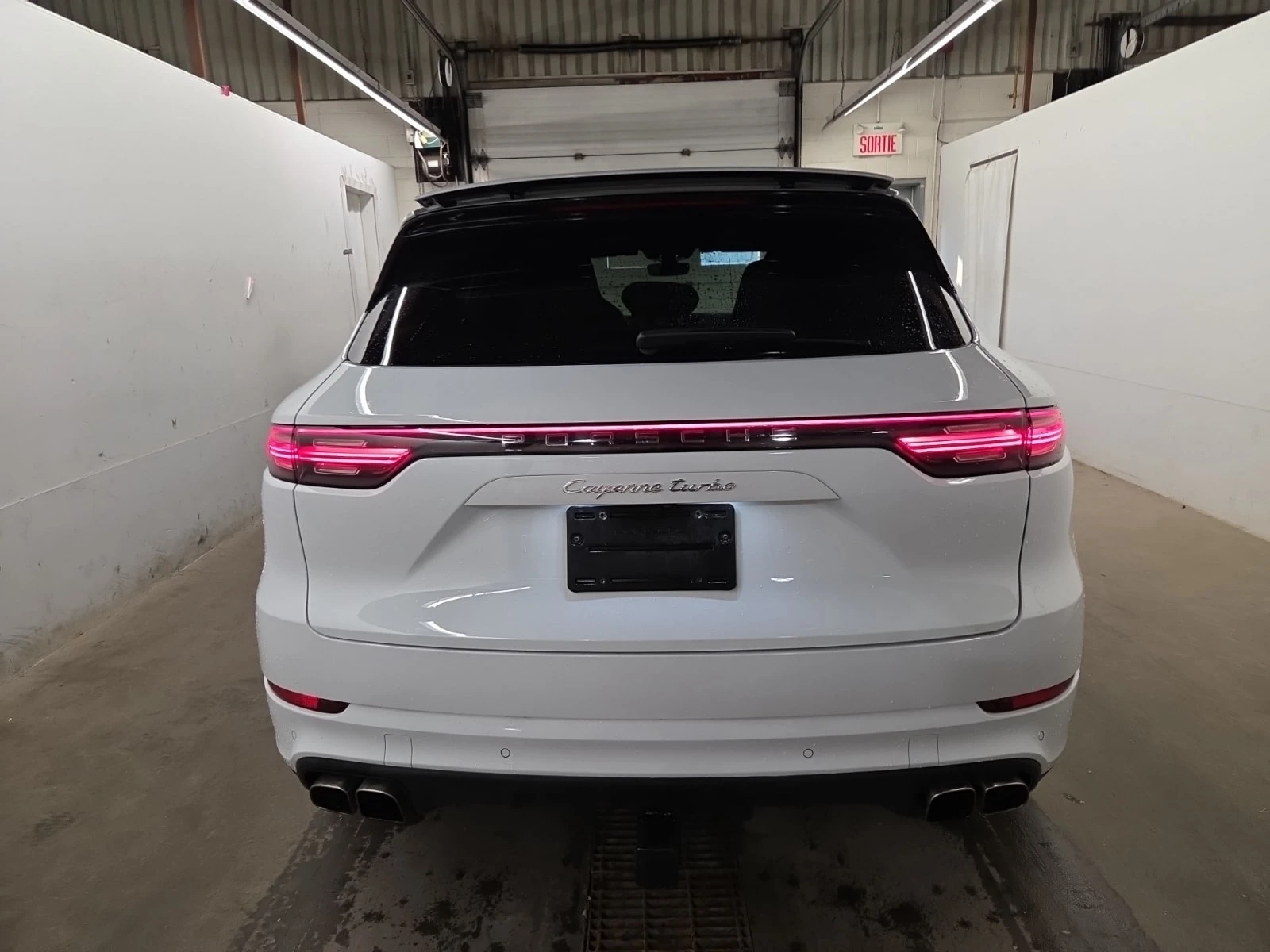 Porsche Cayenne  TURBO / CARFAX / ОБДУХВАНЕ / 360 , снимка 5 - Автомобили и джипове - 56099731