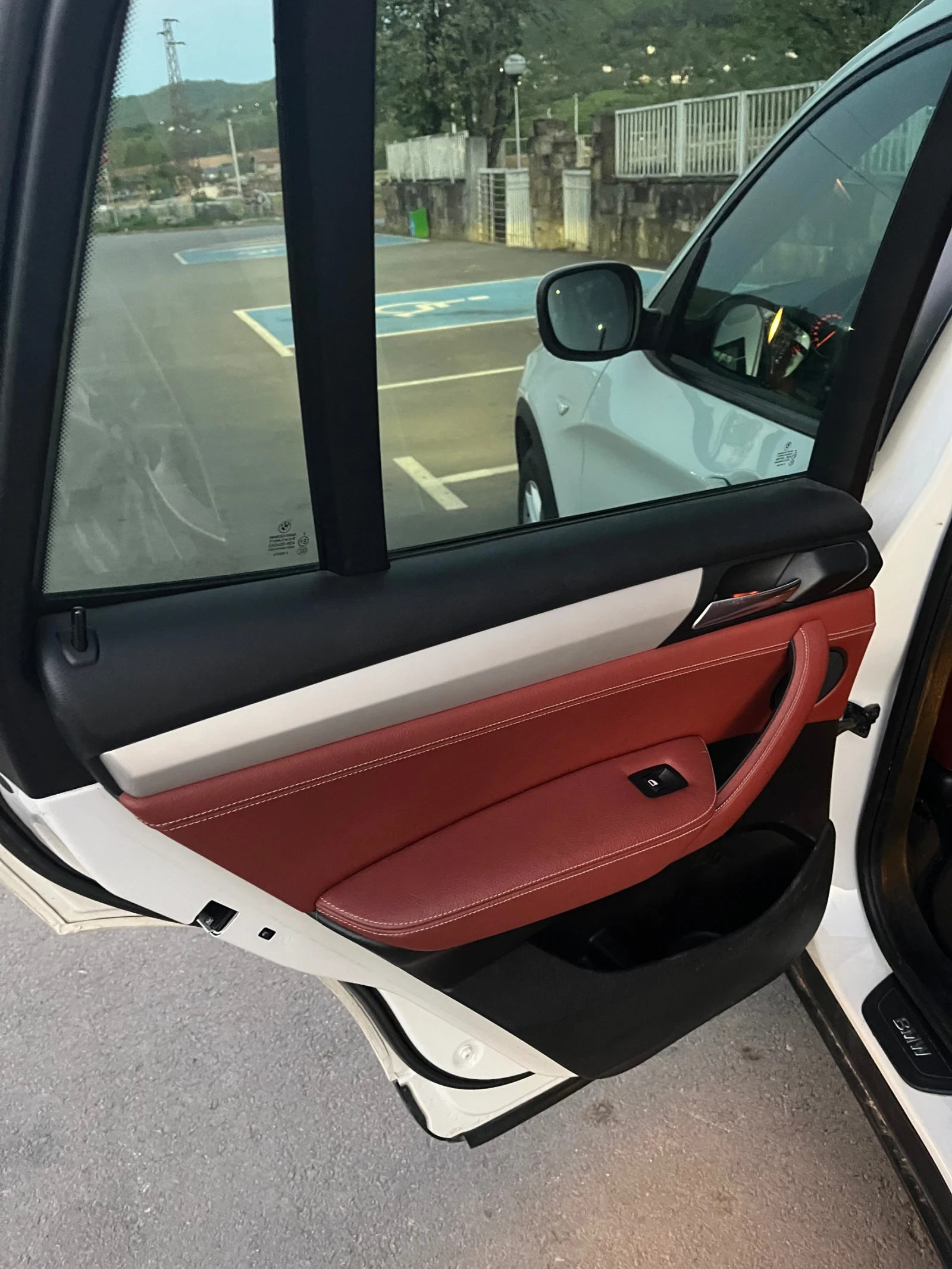 BMW X3, снимка 12 - Автомобили и джипове - 56535642