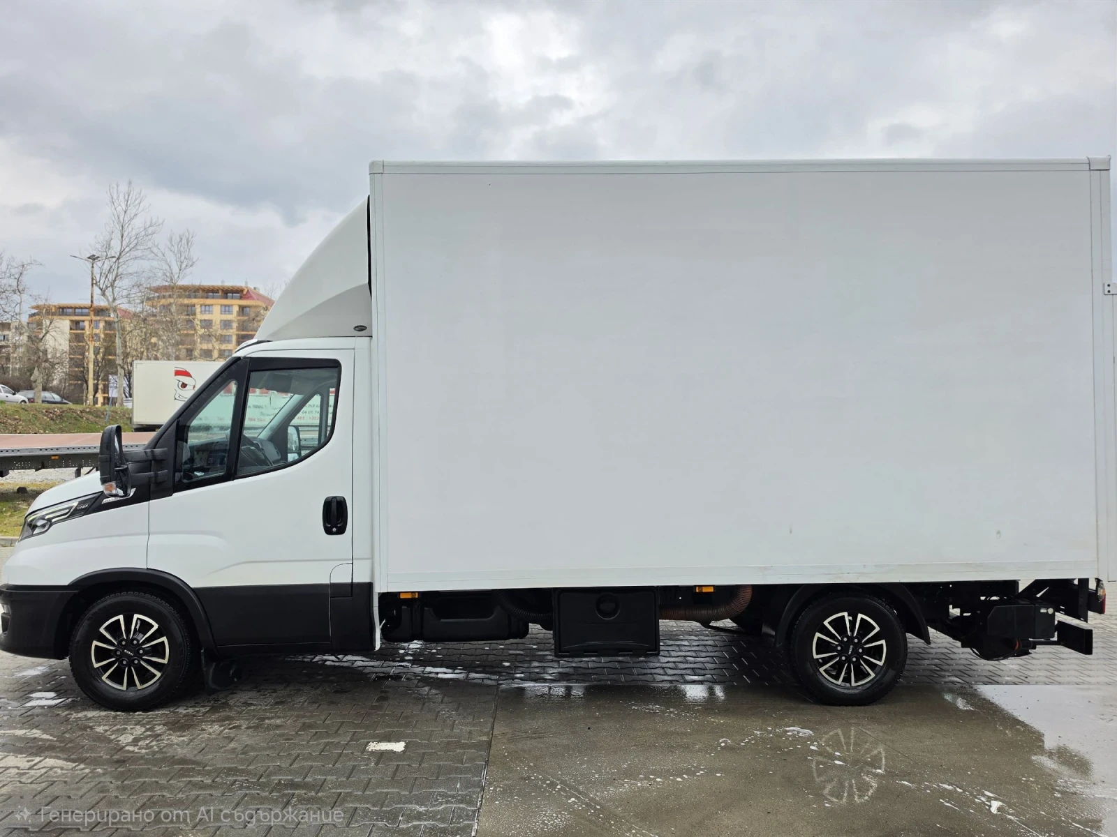 Iveco Daily 3.0 175k.c. 8G Himatic, снимка 2 - Бусове и автобуси - 53916101