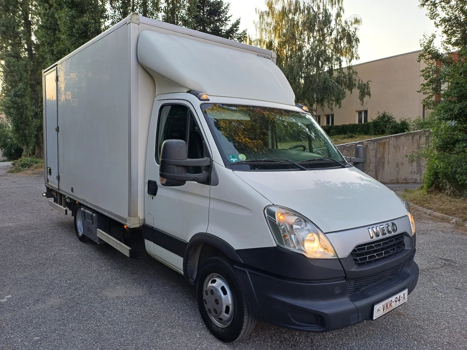Iveco Daily 50C 50C17 * КЛИМАТИК* , снимка 2 - Бусове и автобуси - 55806751