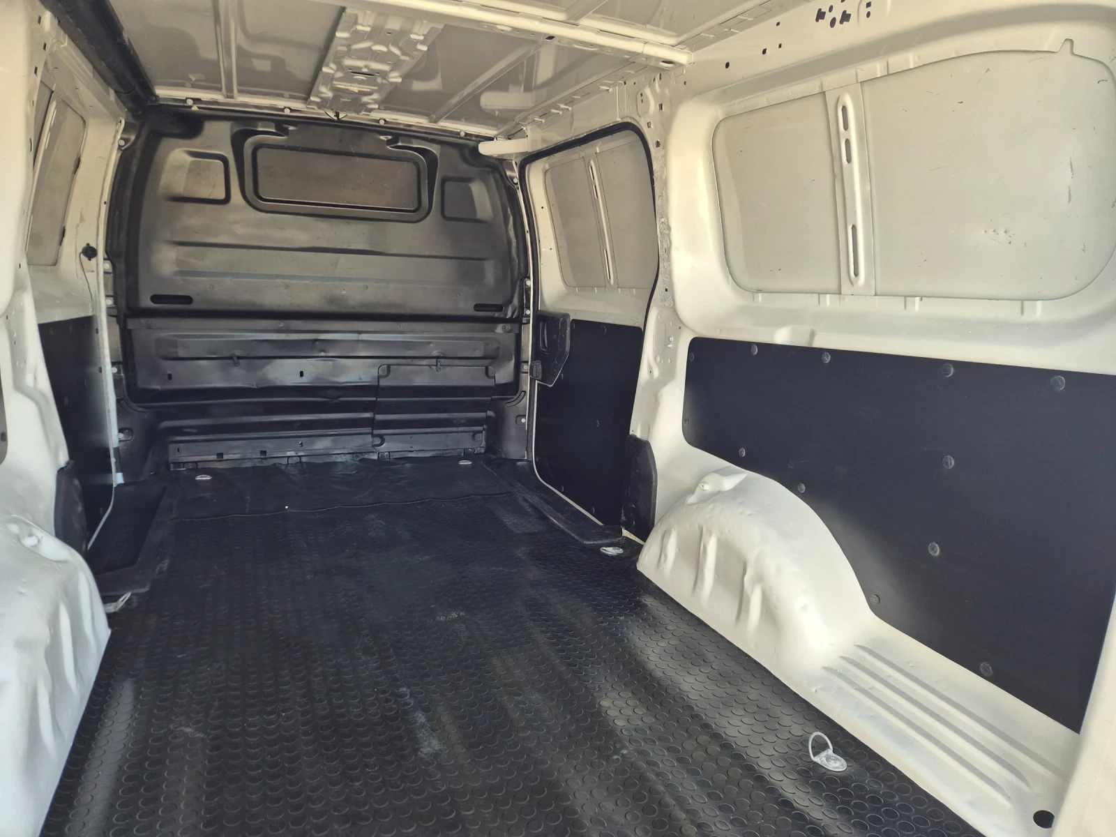 Opel Vivaro 2.0 HDI MAXI !!!, снимка 9 - Бусове и автобуси - 56328849