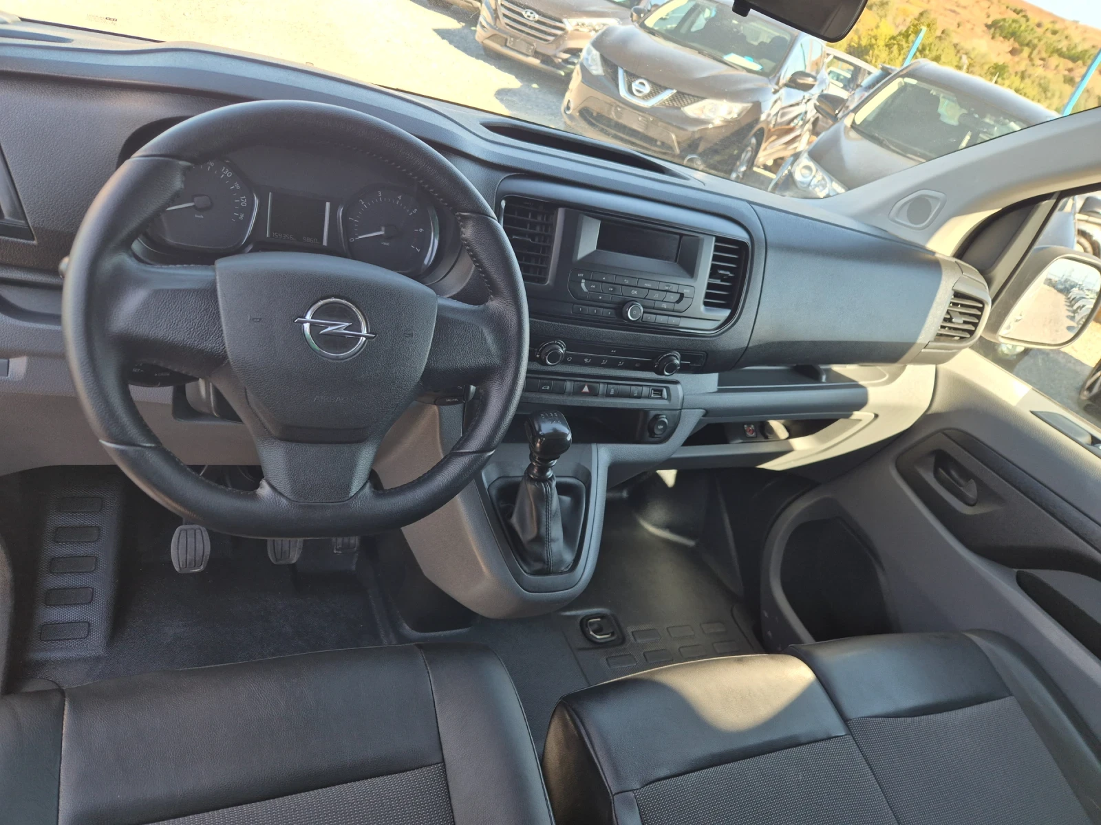 Opel Vivaro 2.0 HDI MAXI !!!, снимка 12 - Бусове и автобуси - 56328849