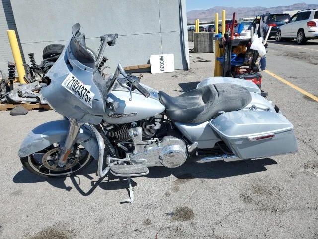 Harley-Davidson Street FLHX - изображение 3