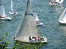 Ветроходна лодка Banner 28, снимка 3