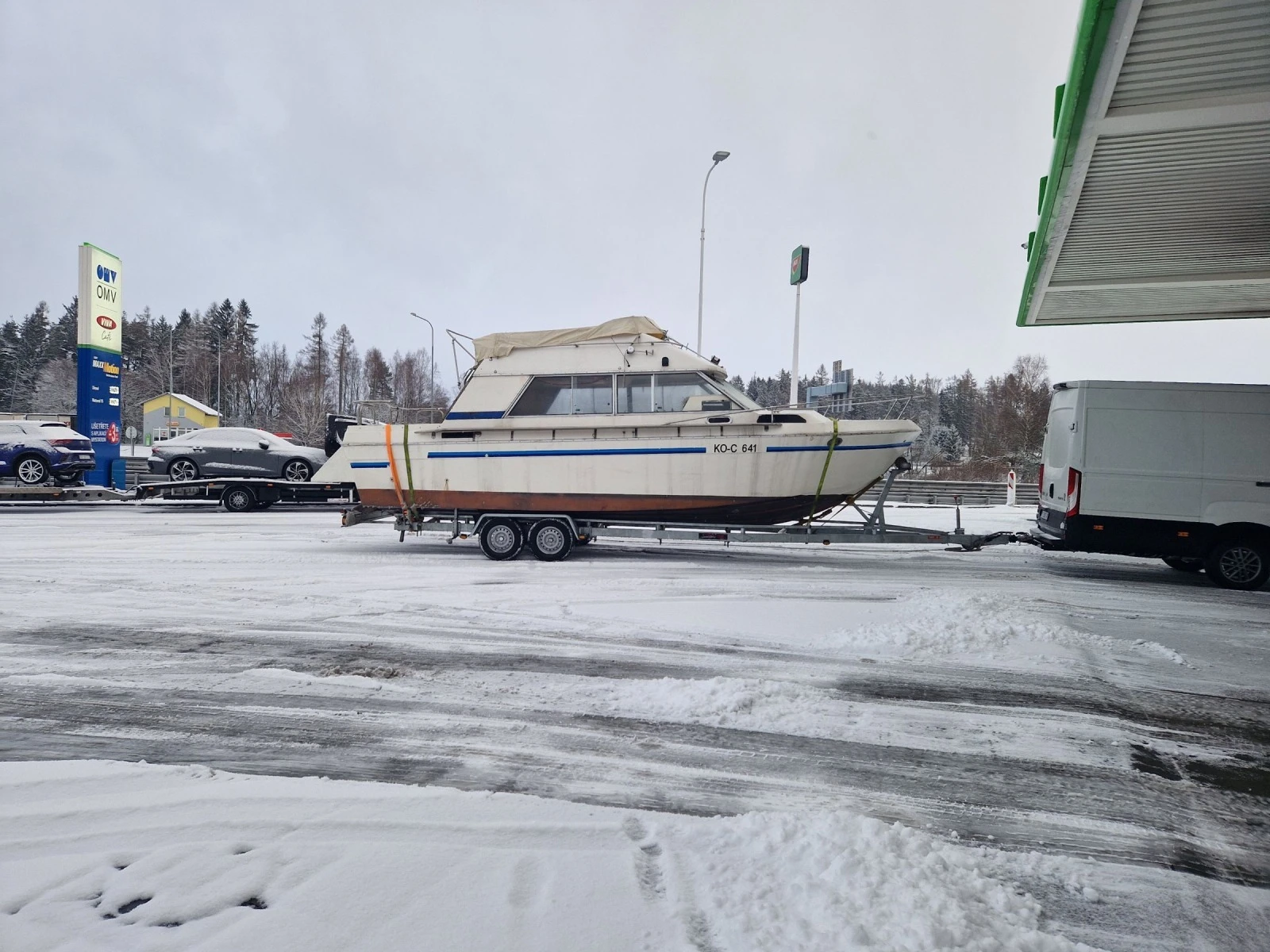 Моторна яхта Bayliner flybridge - изображение 7